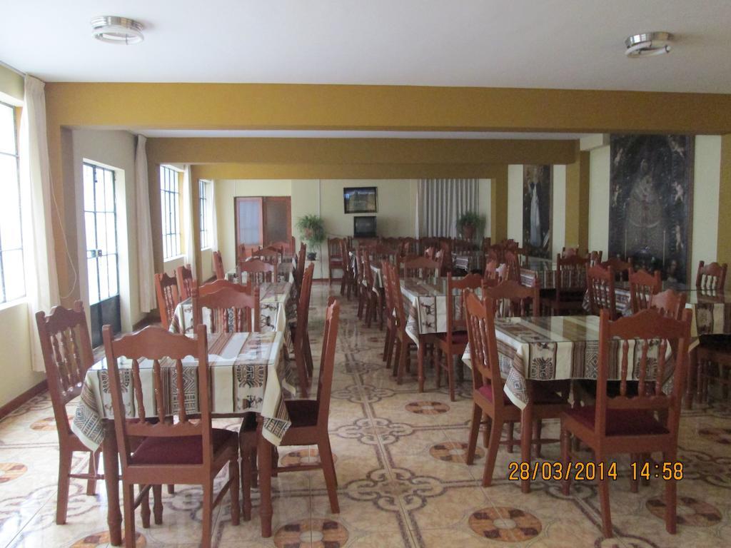 Hostal Santa Rosa กุสโก ภายนอก รูปภาพ