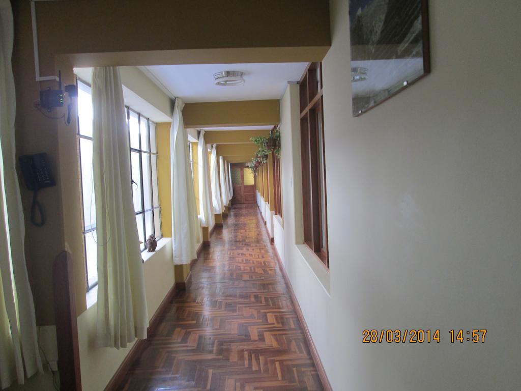 Hostal Santa Rosa กุสโก ภายนอก รูปภาพ